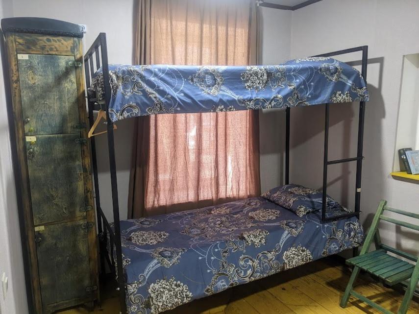 Your Room Hostel Tbilisi Ngoại thất bức ảnh